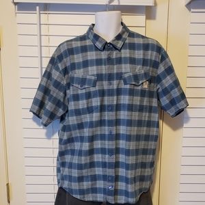 Vans button up size xl
